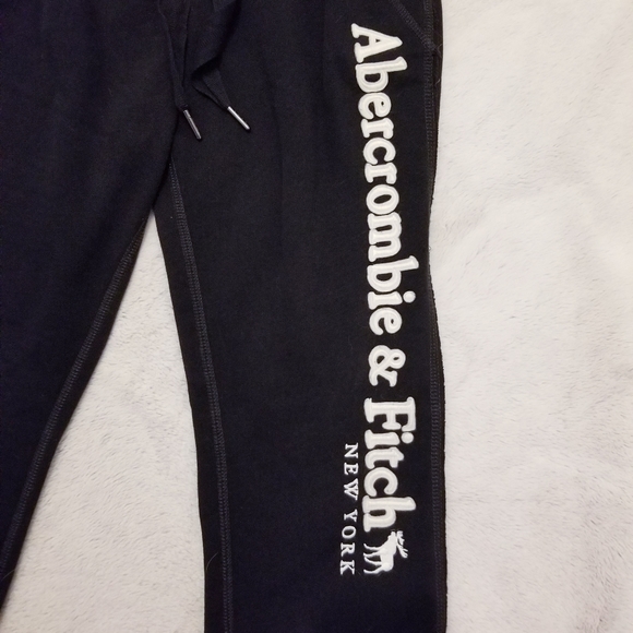 NWT Abercrombie & Fitch Classic Logo Joggers Size XS - Picture 4 of 10